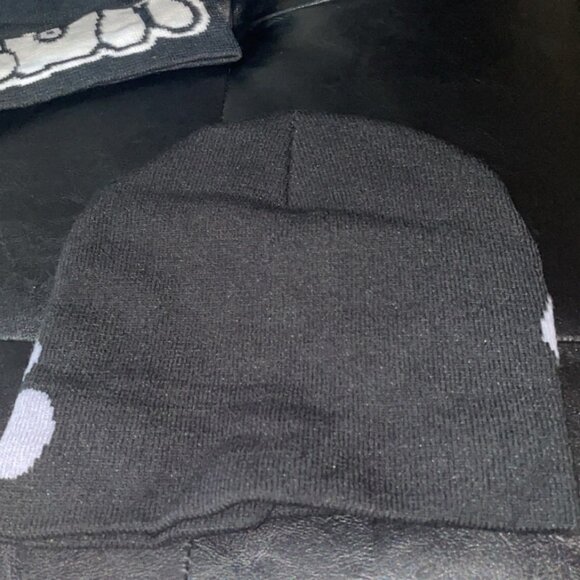 Black and white y2k vintage beanie - Picture 2 of 2